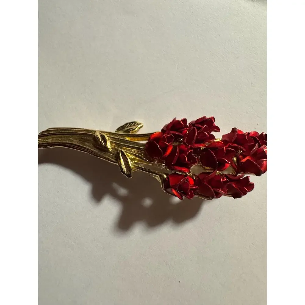 Vintage Danbury Mint Red Roses Gold tone Brooch pin 1997 Wedding Shawl Accessory